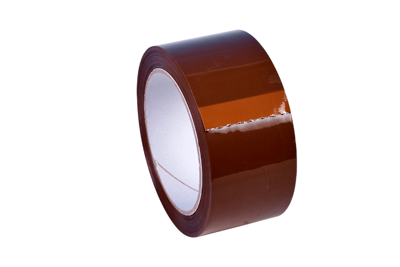 Nastro adesivo da imballaggio PVC 33 Avana - lungo 132mt, largo 50mm, spesso 56 micron, 36 pz